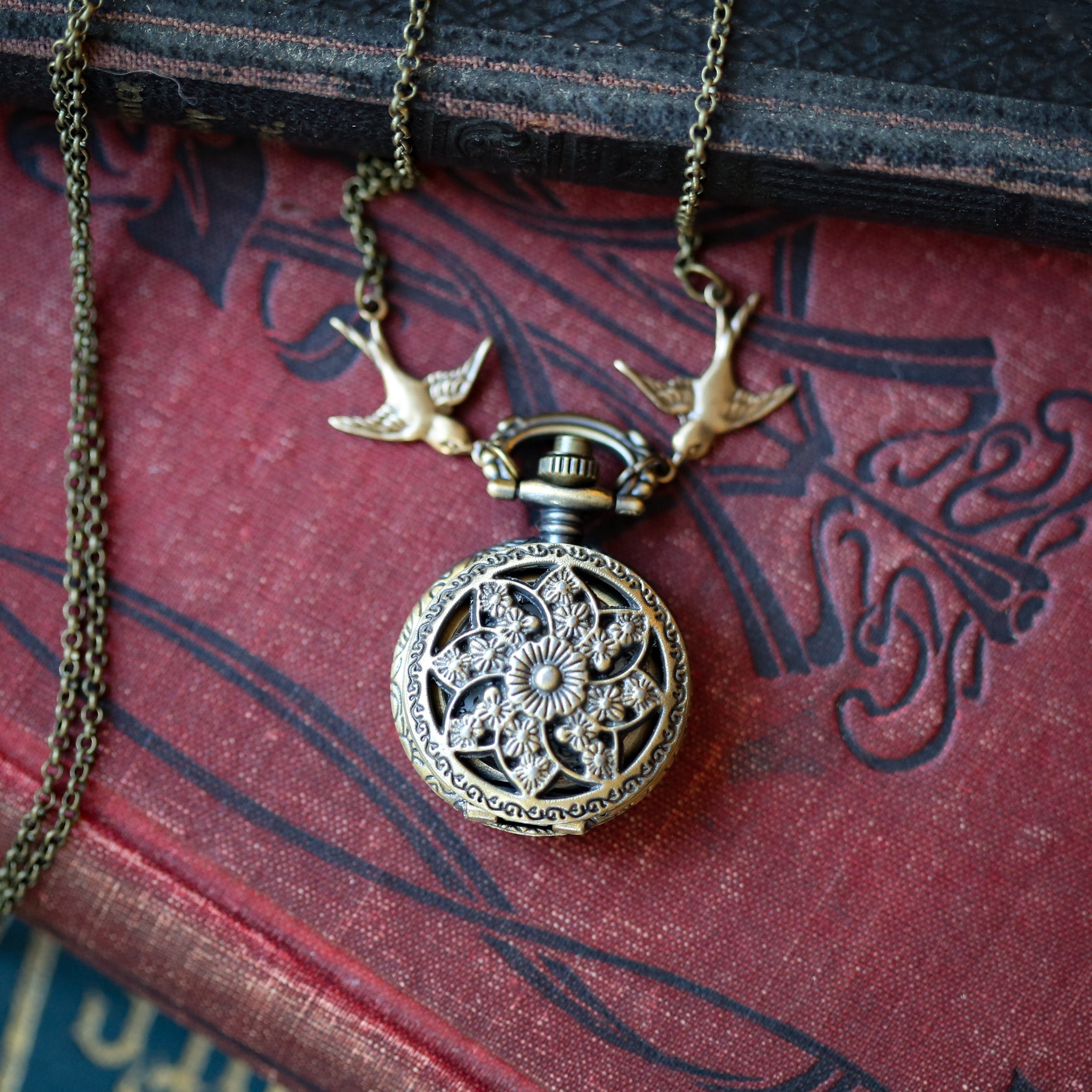 Daisy Pinwheel Timepiece Necklace