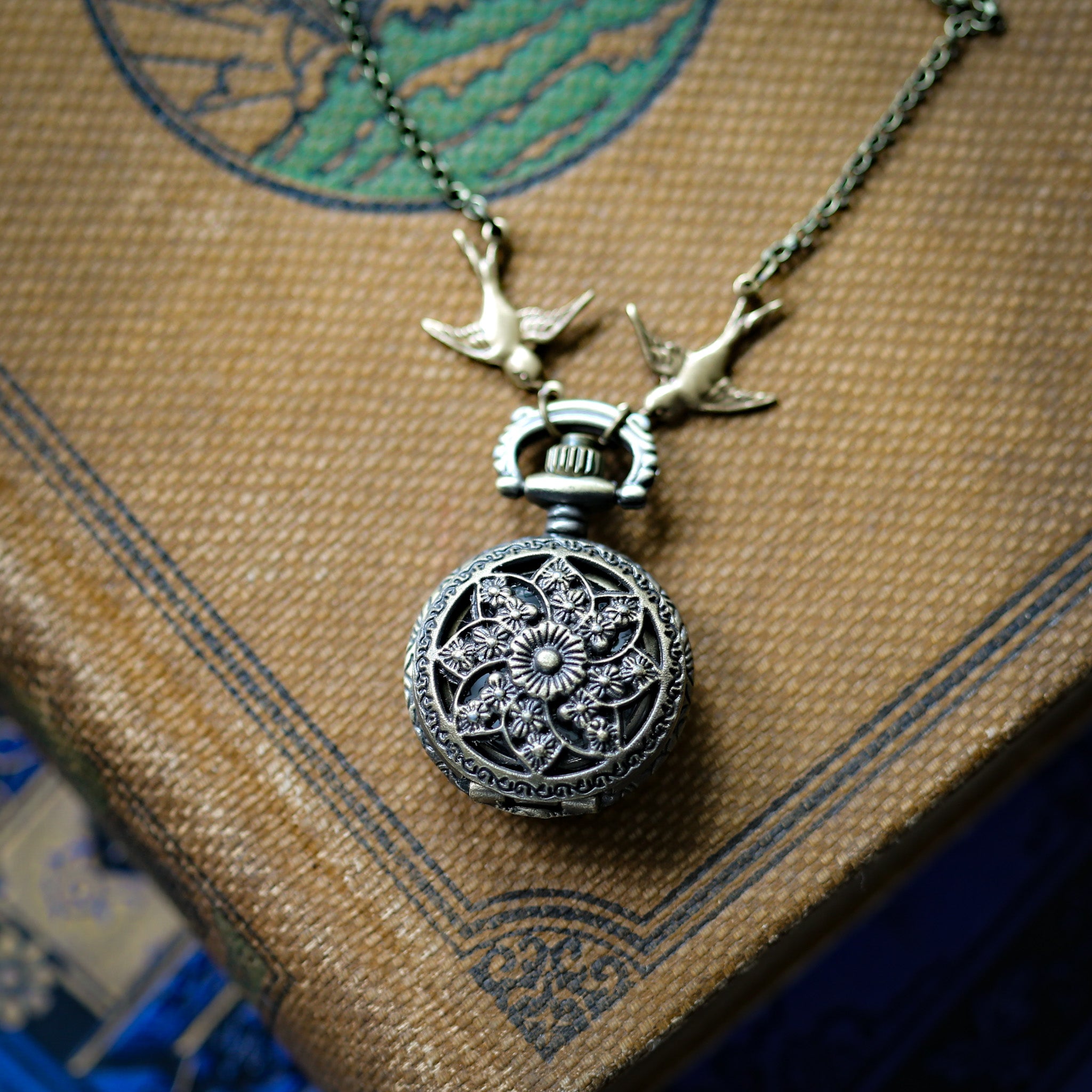Daisy Pinwheel Timepiece Necklace