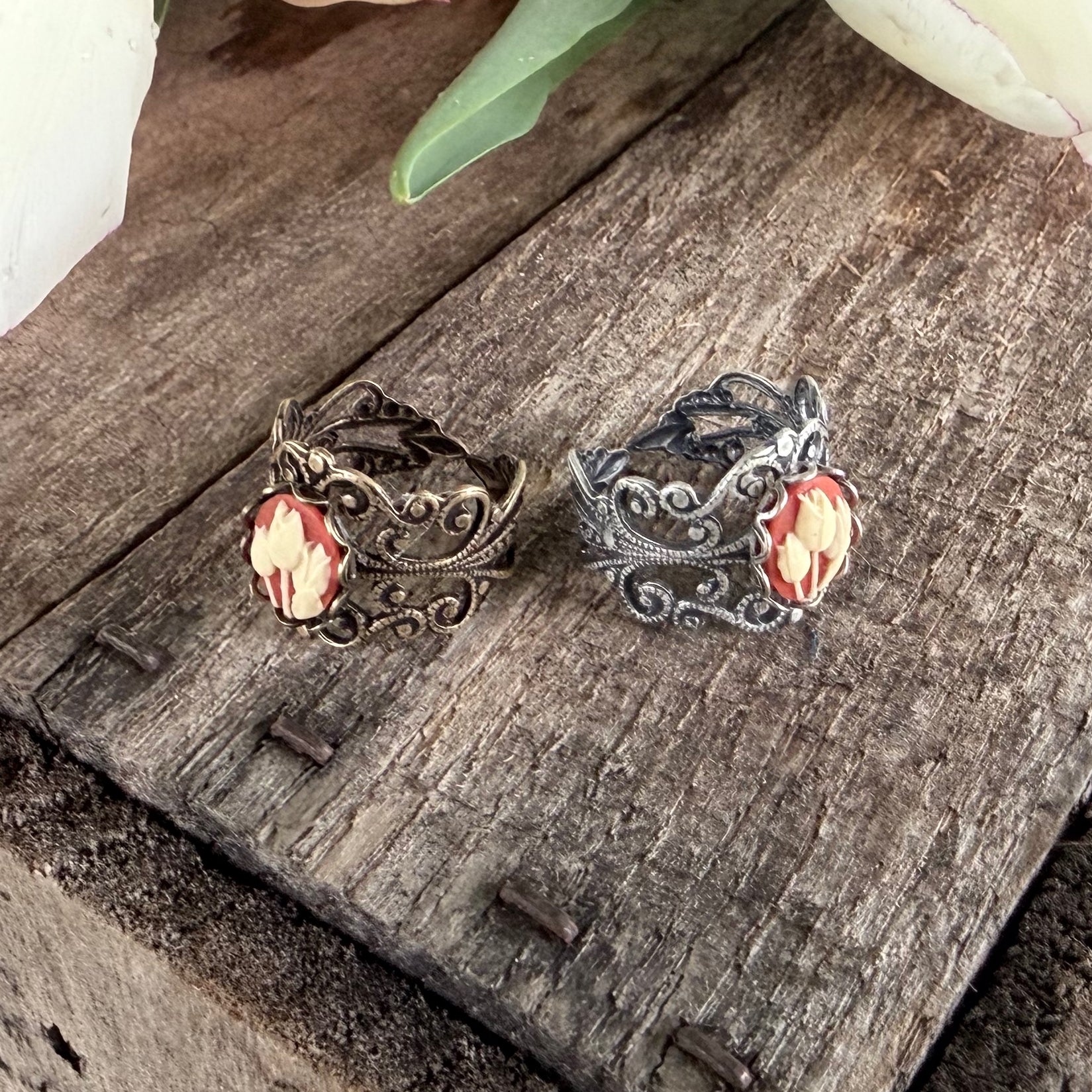 Tulip Cameo Ring