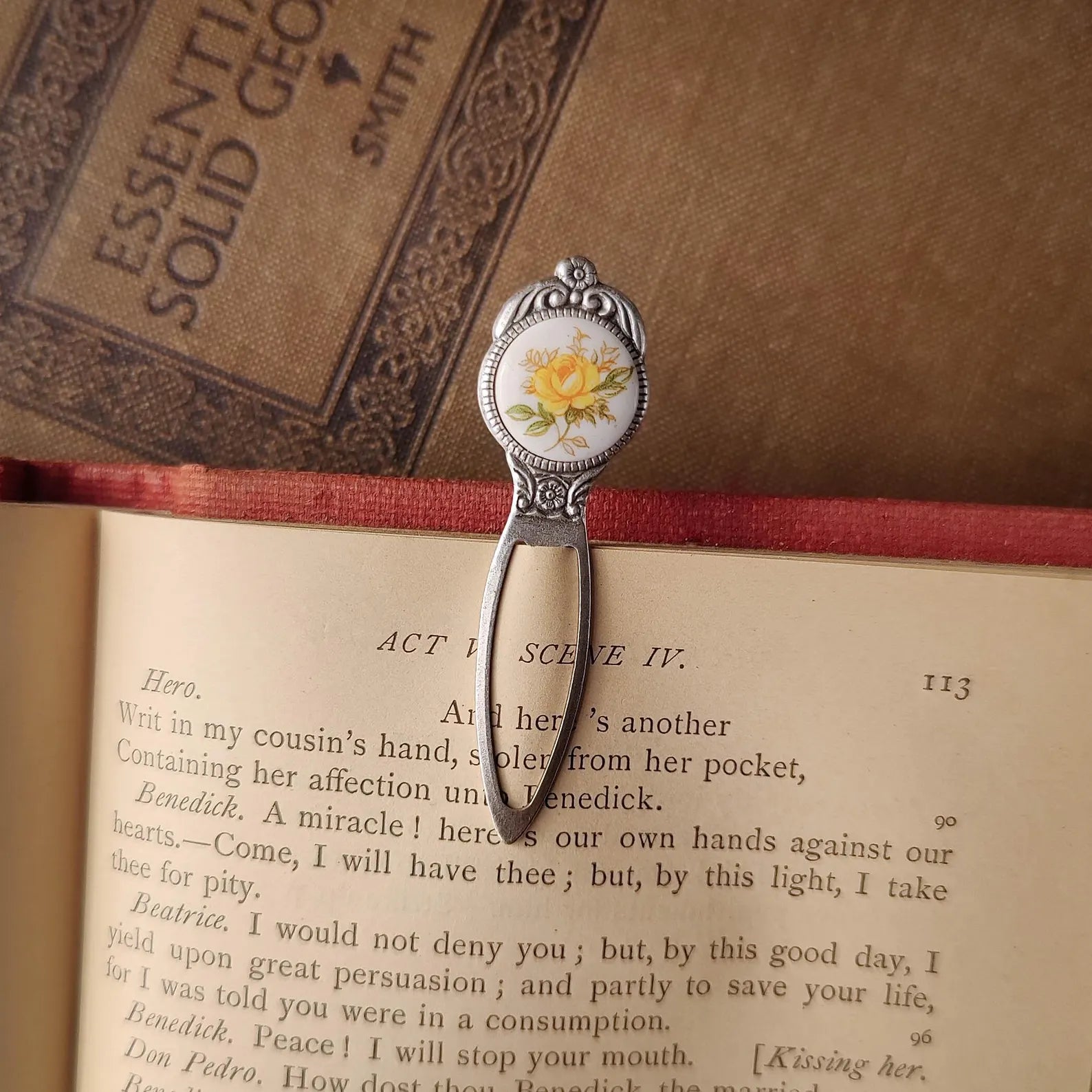 antiqued silver modern vintage inspired yellow rose cabochon circle bookmark. Great book accessory gift.
