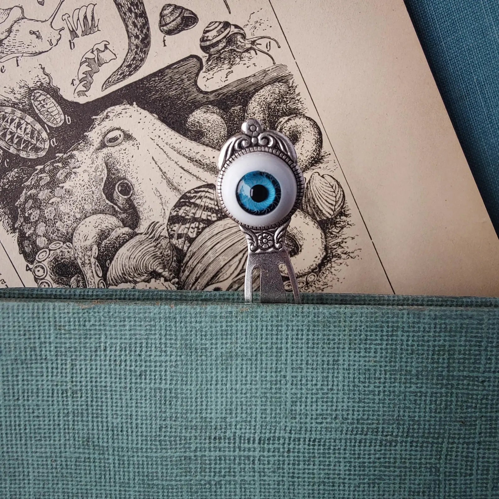 Eyeball Bookmarks