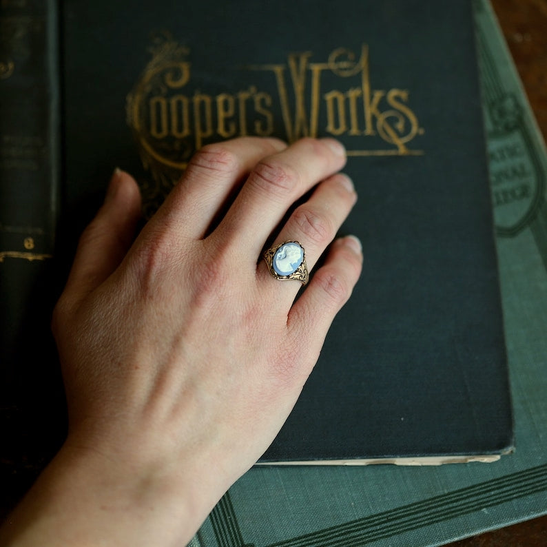 Lady Cameo Ring
