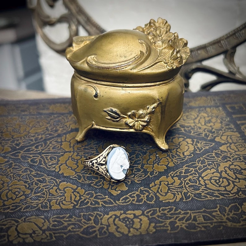 Horse Cameo Ring in Blue
