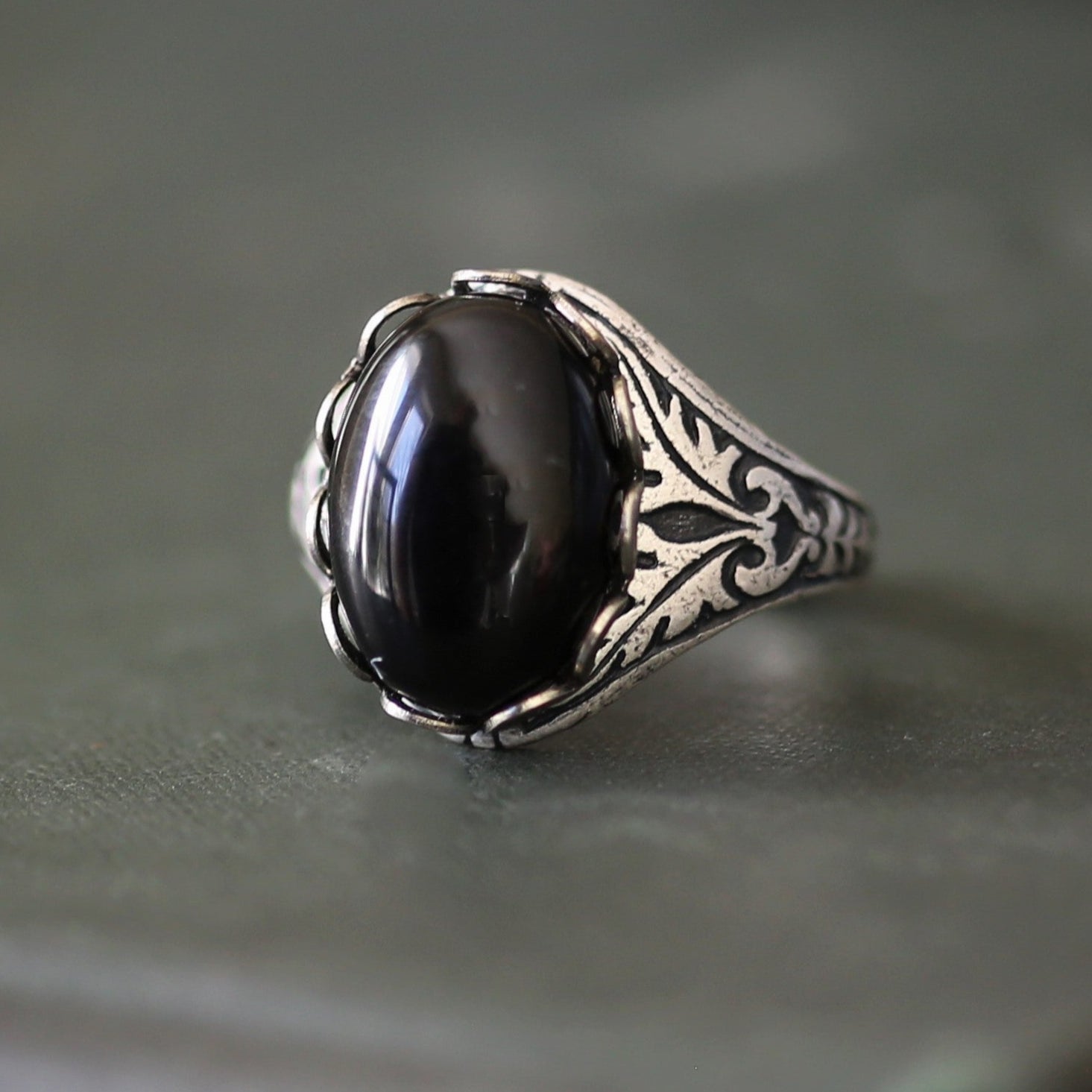 antiqued silver vintage-stye adjustable cocktail ring with black onyx oval semi-precious stone cabochon in gothic romantic style