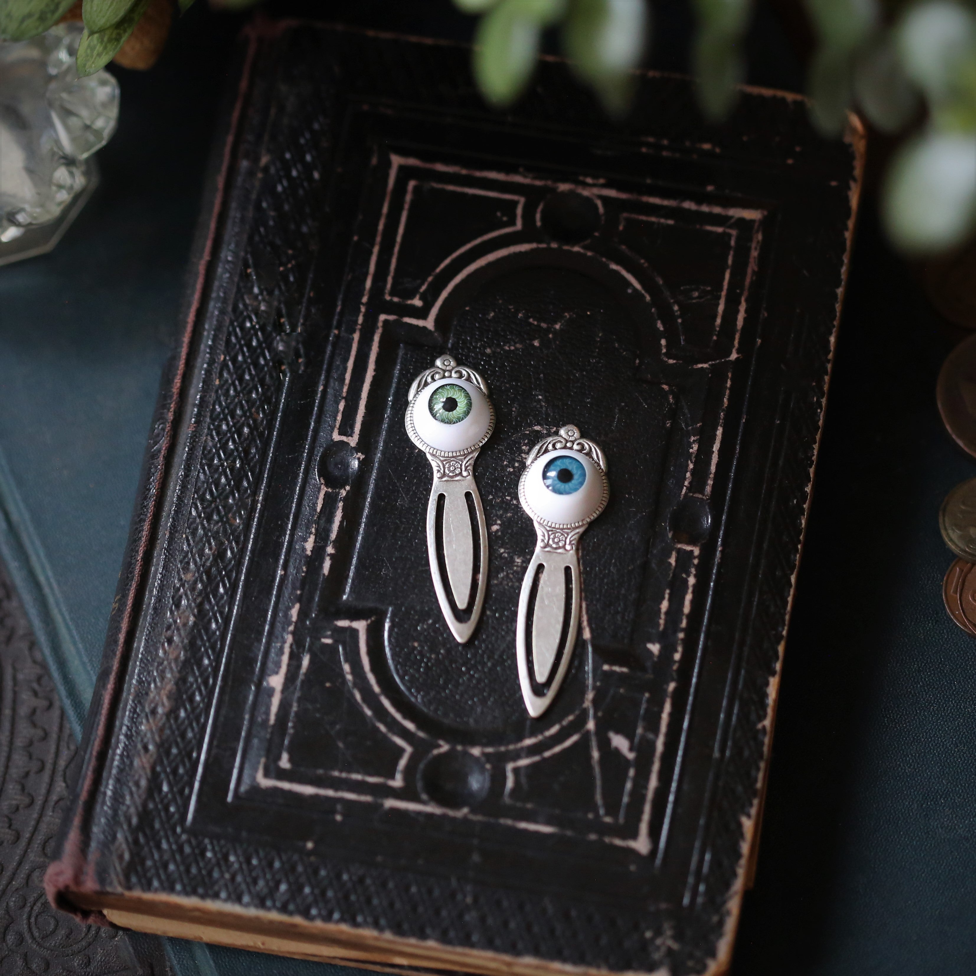 Eyeball Bookmarks