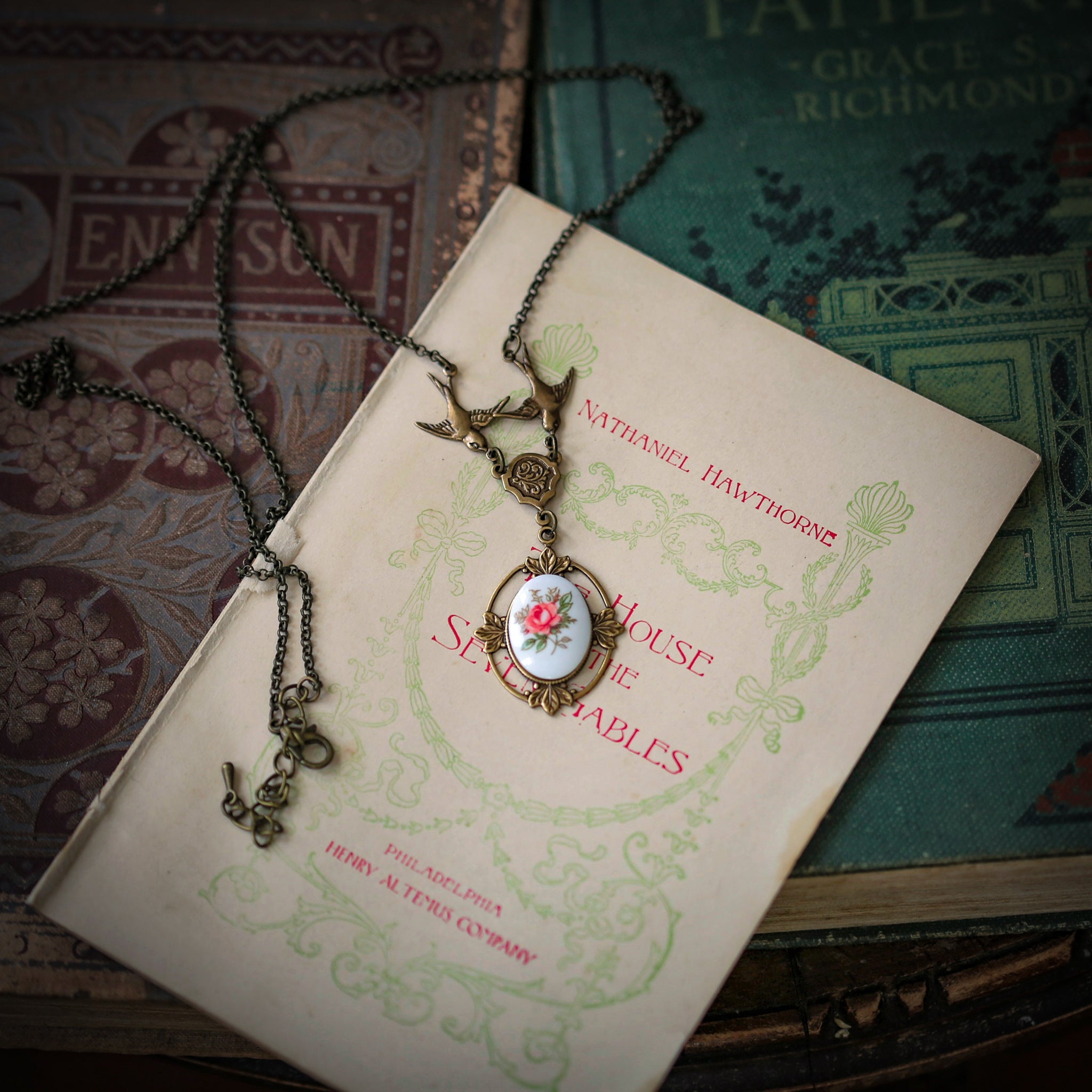 Victorian Leaf Rose Necklace with Birds