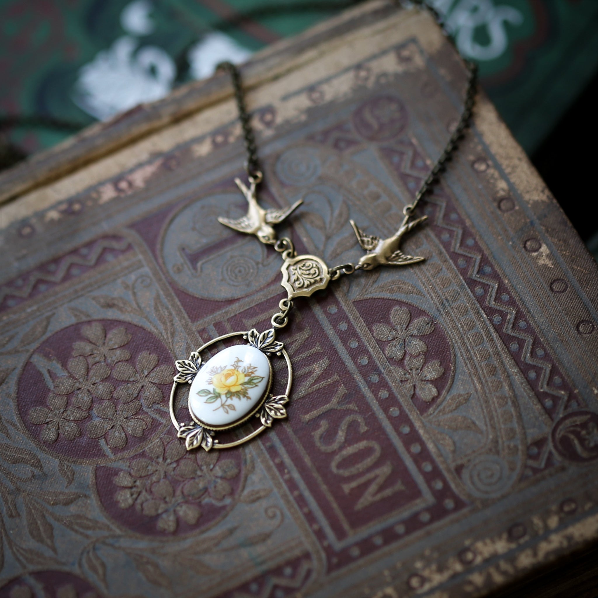 Victorian Leaf Rose Necklace with Birds