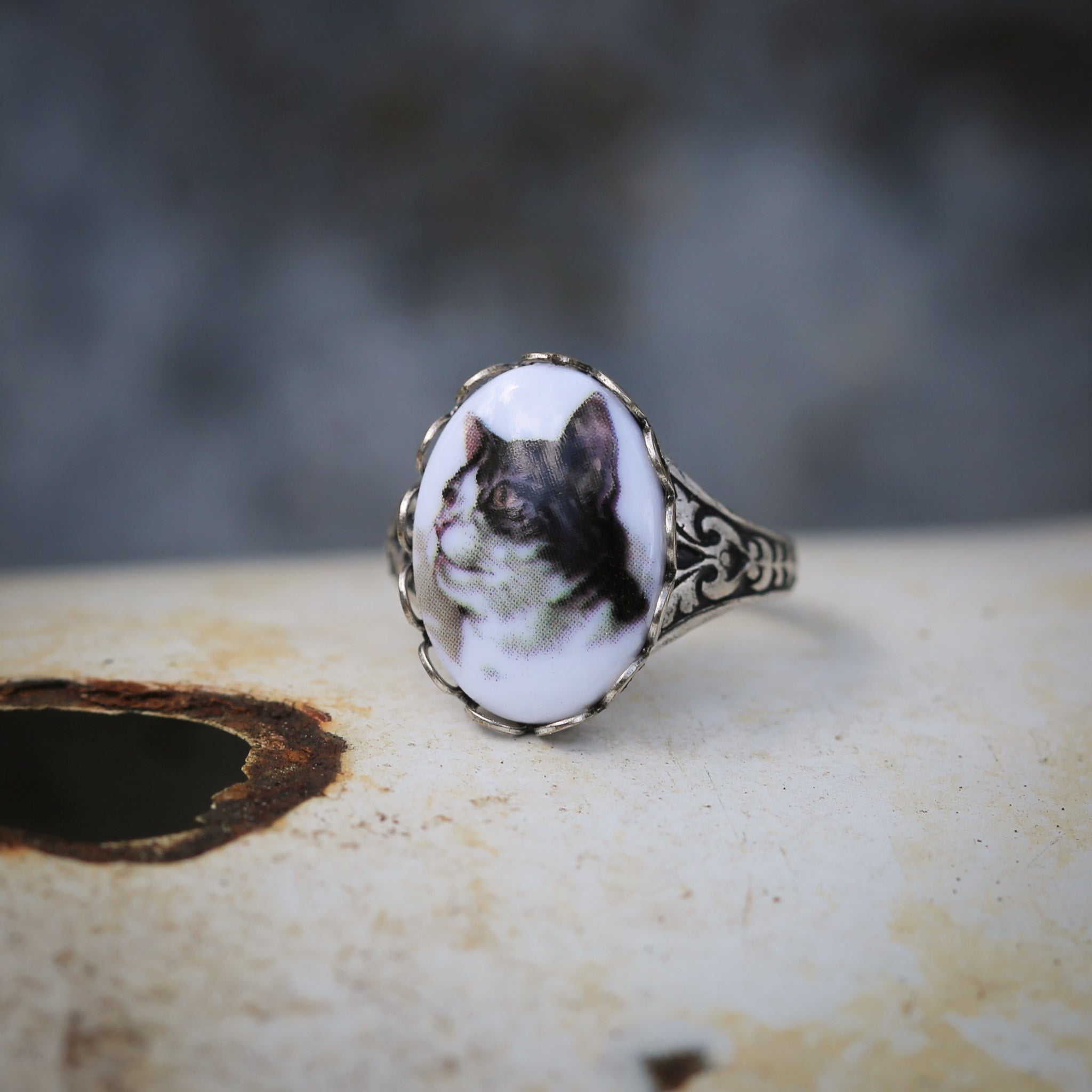 Vintage Cat Ring