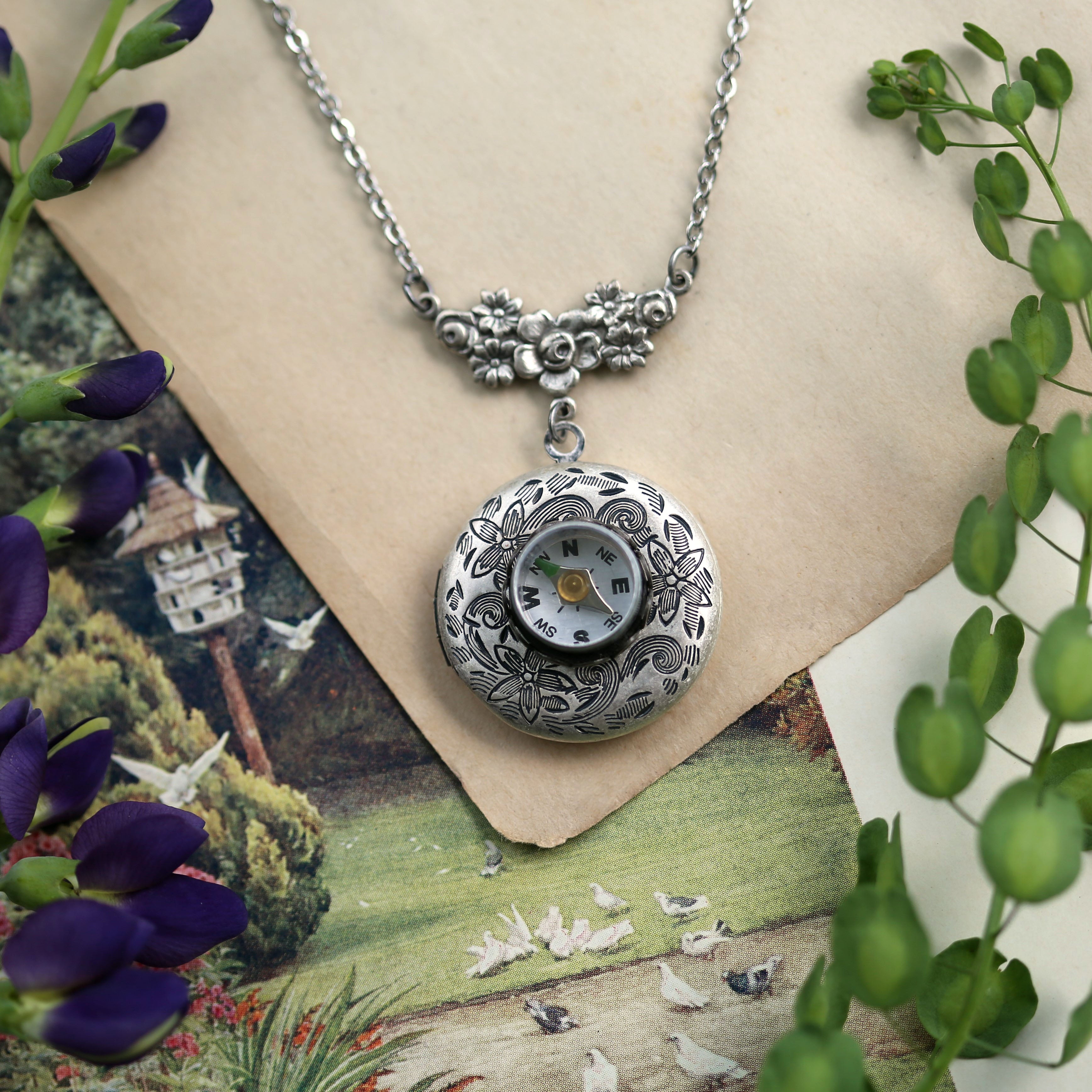 Compass Locket in Antiqued Silver
