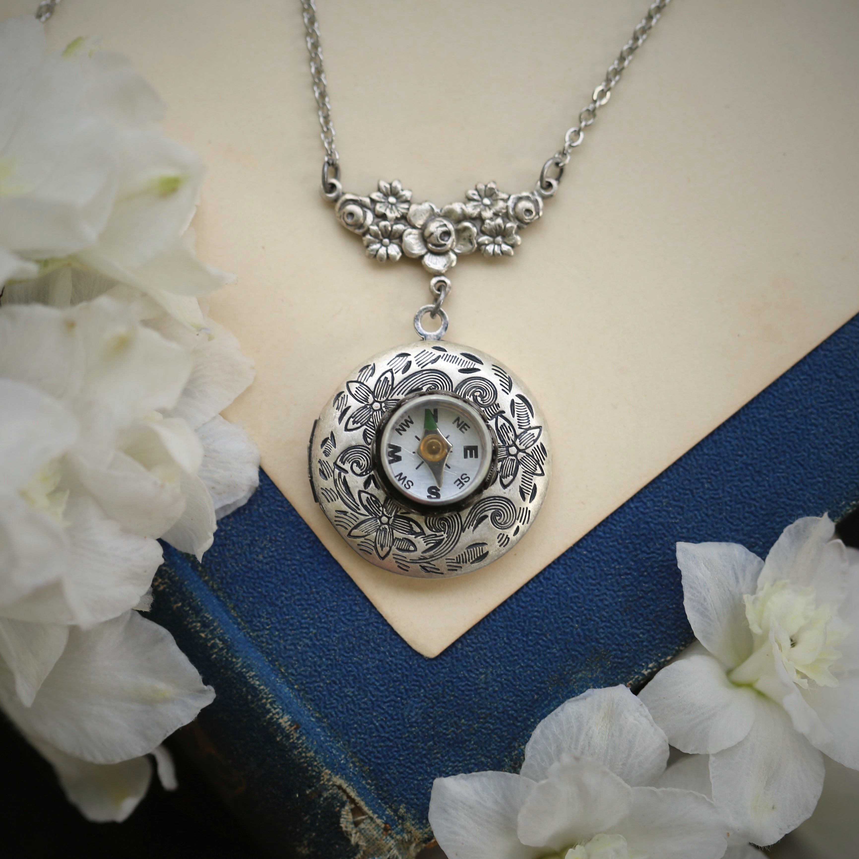 Compass Locket in Antiqued Silver