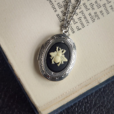 Silver vintage style locket with black and white bee cameo by ragtrader vintage.