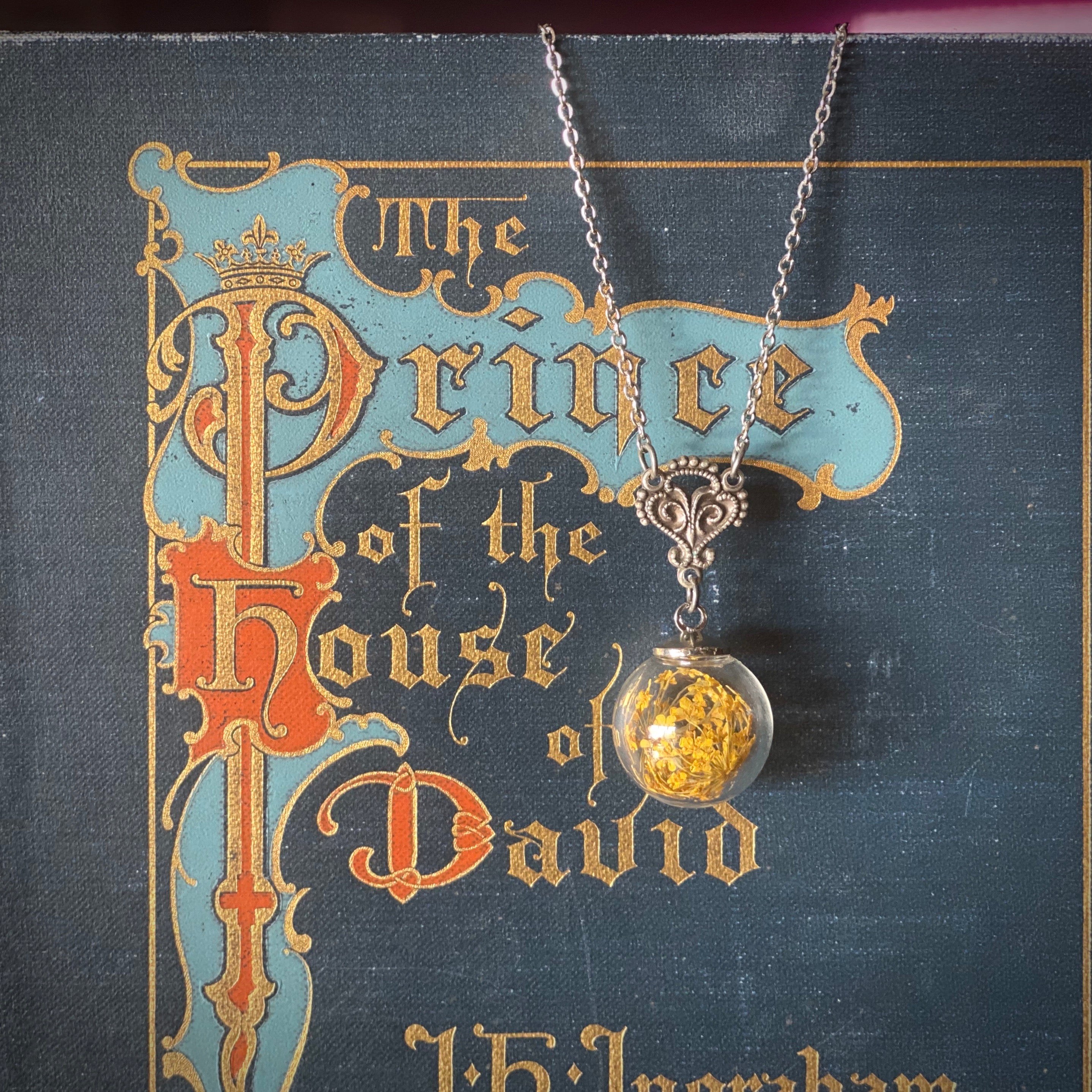 Dried Flower Globe Necklace