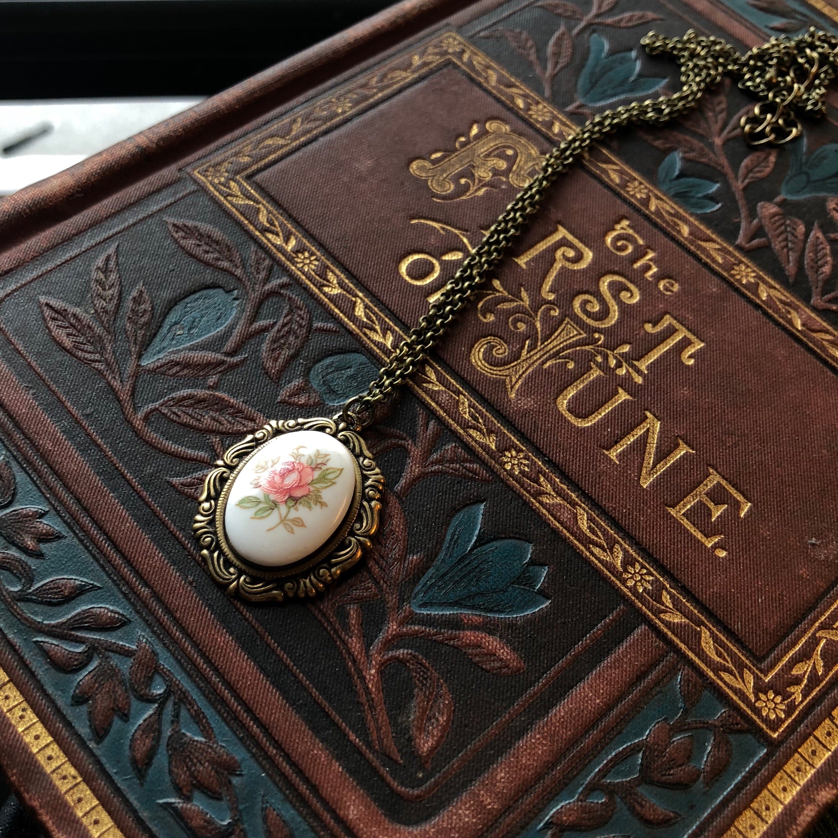 Vintage Rose Cameo Necklace