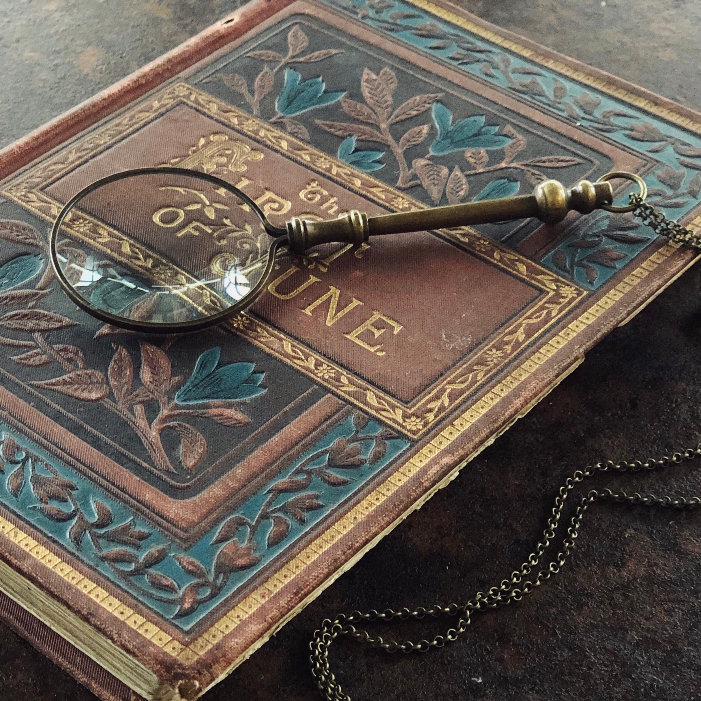 antiqued brass useful vintage style useful long necklace for magnifying