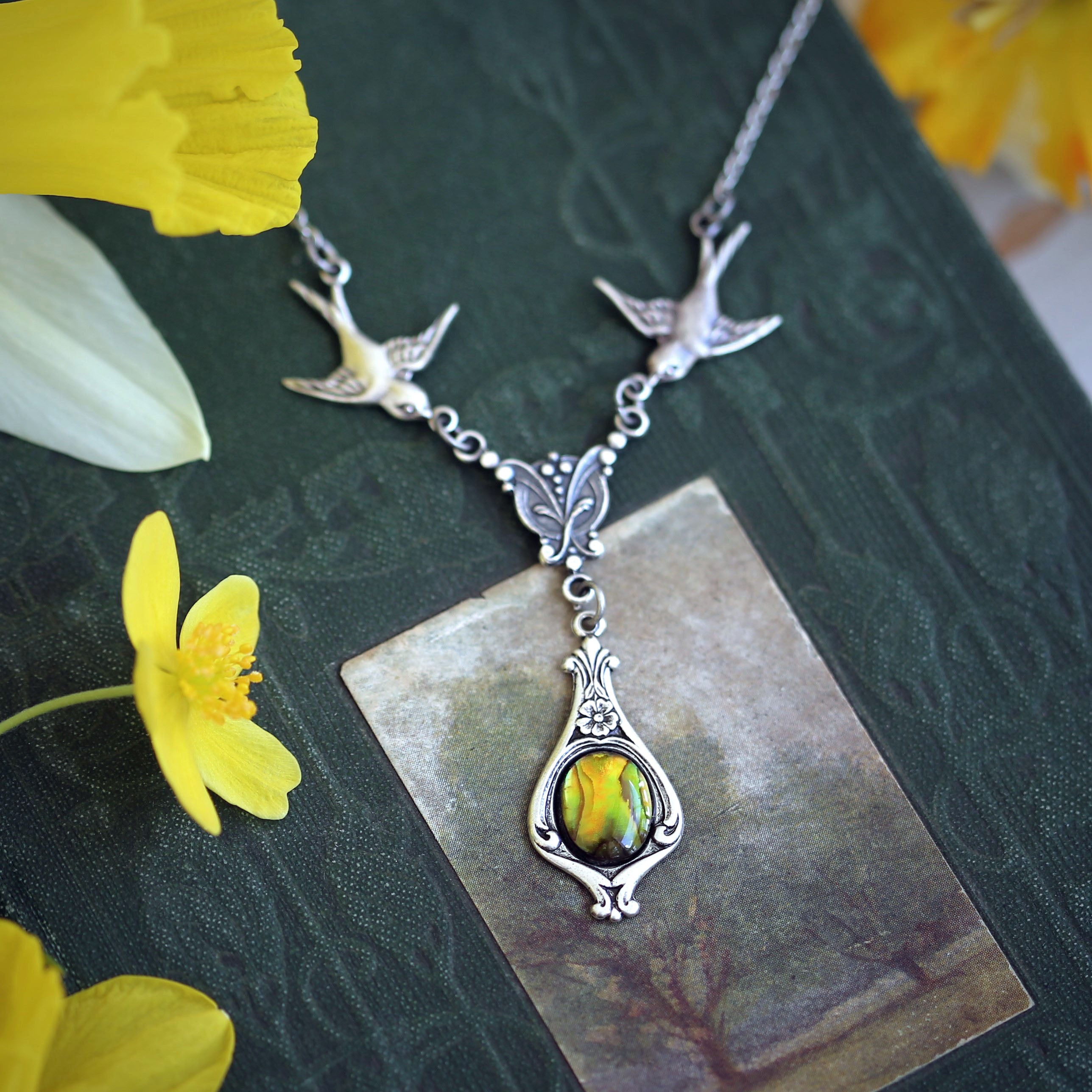 Green-Toned Stone Necklace with Birds