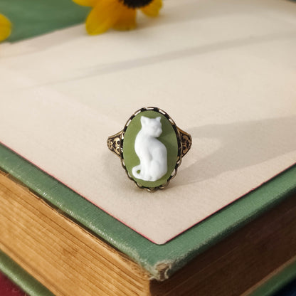 Cat Cameo Ring