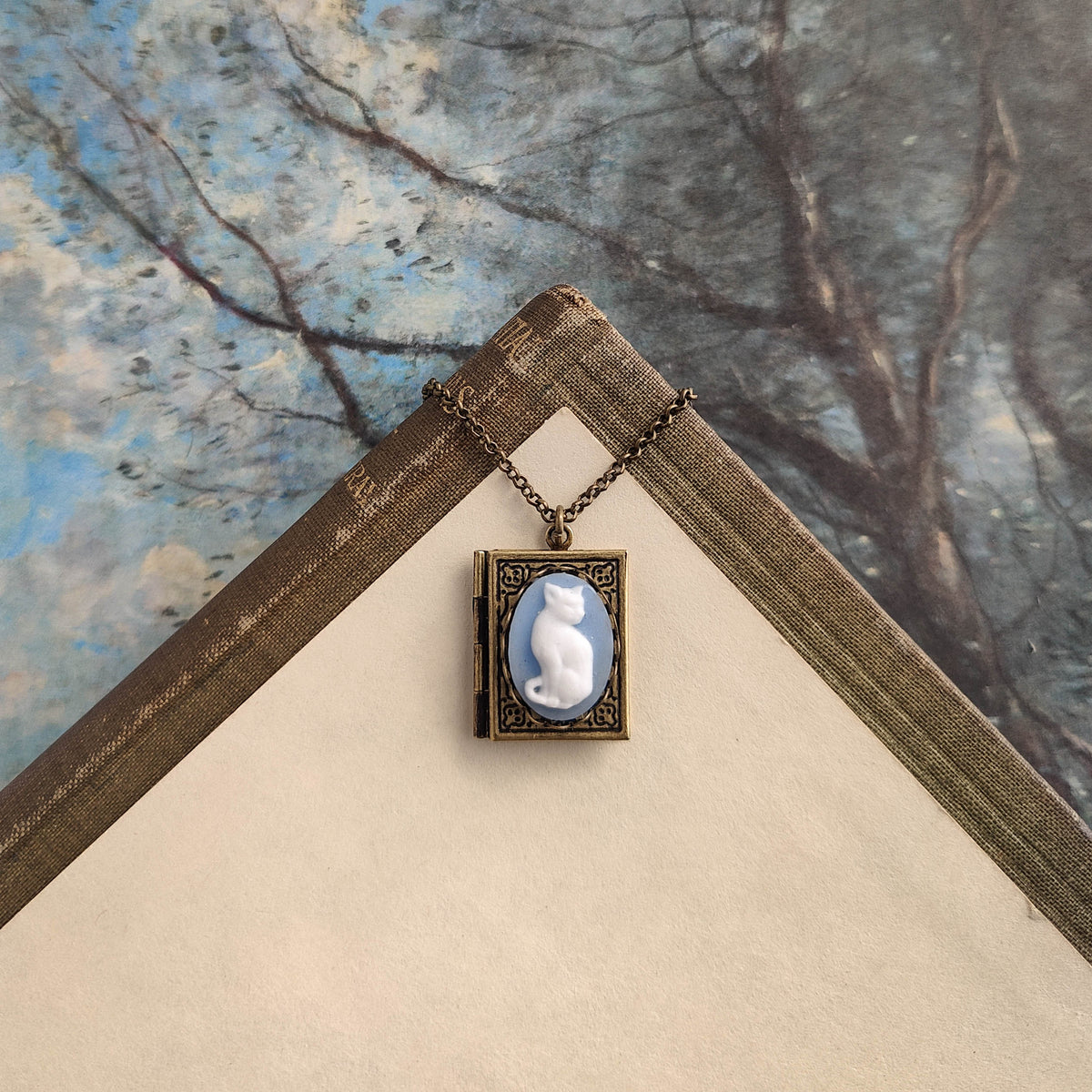 Cat Cameo Book Locket