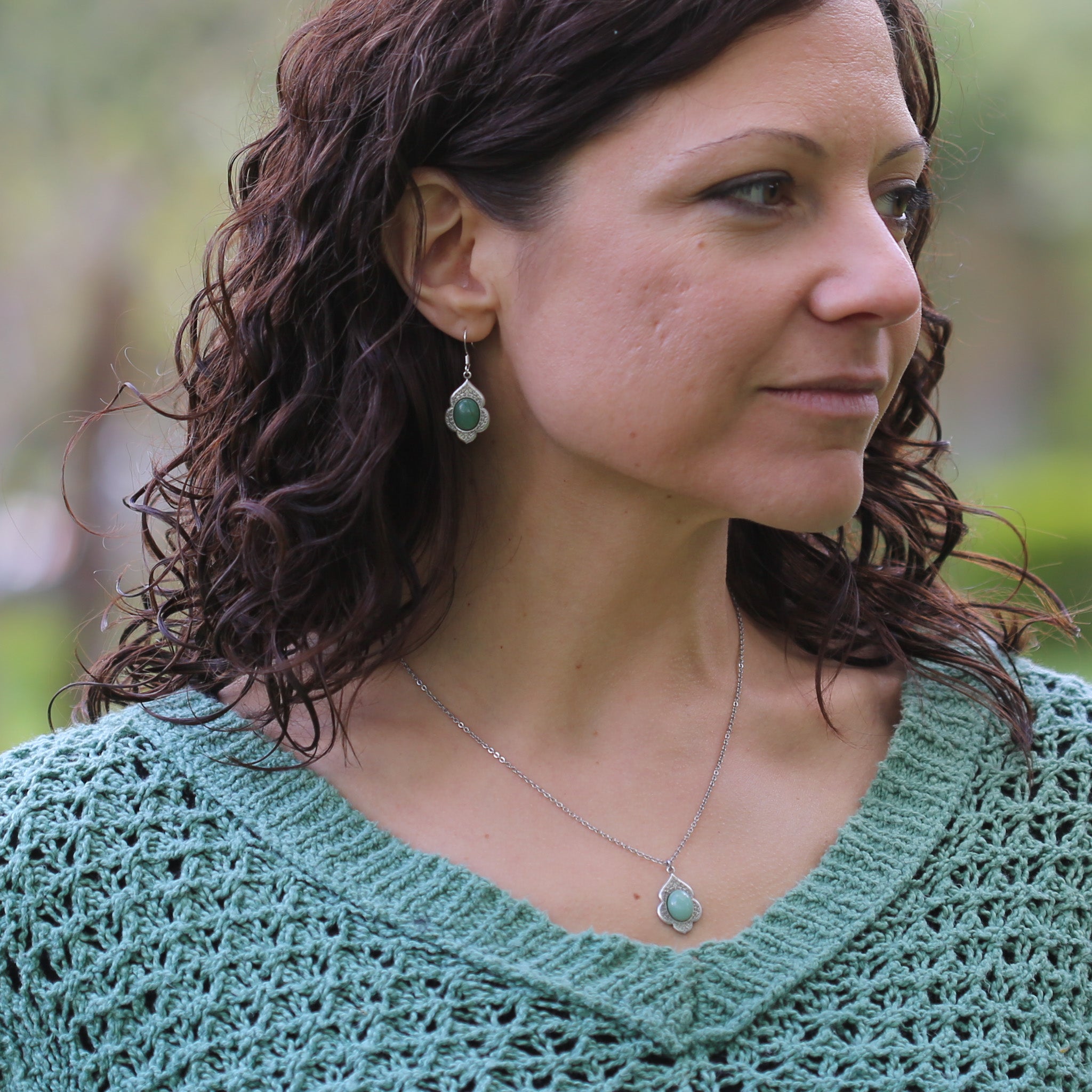 antiqued silver vintage aesthetic green aventurine stone mineral drop earring with matching necklace at 18 inches