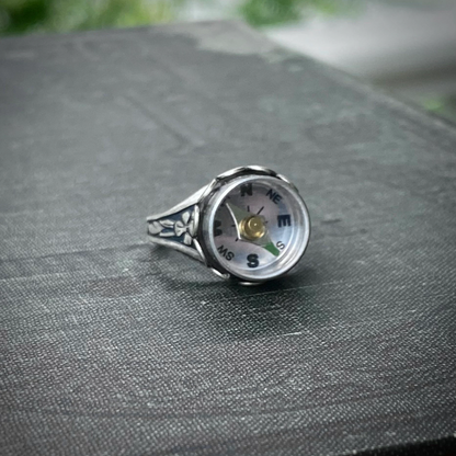 Silver Compass Ring in Vintage Style