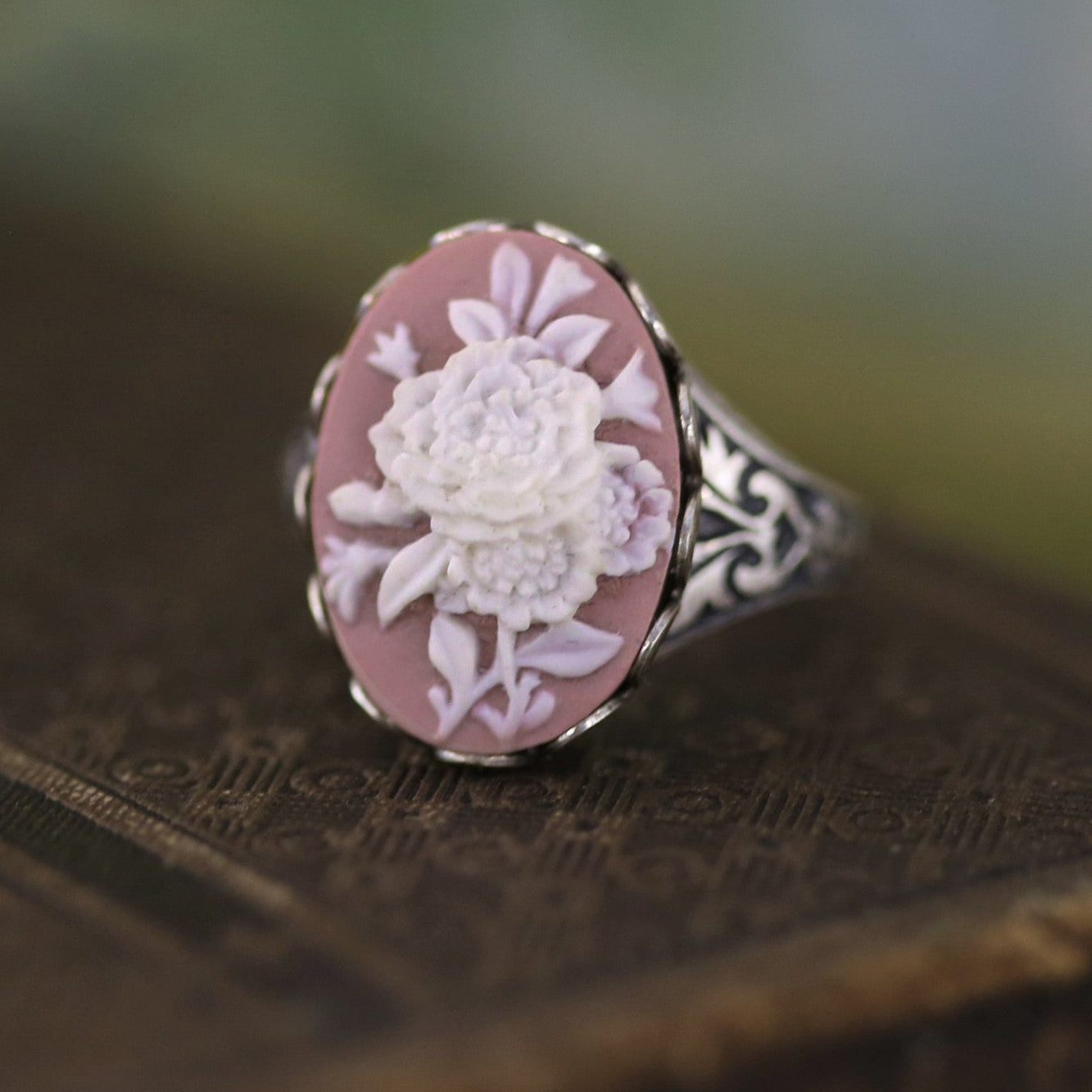 Bouquet Cameo Ring