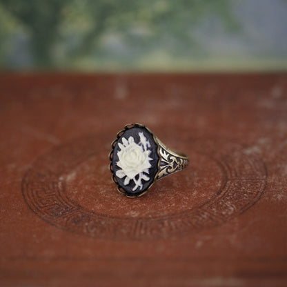 Single Rose Vintage Style Cameo Ring