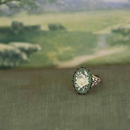 Green and White Rose Cameo Ring