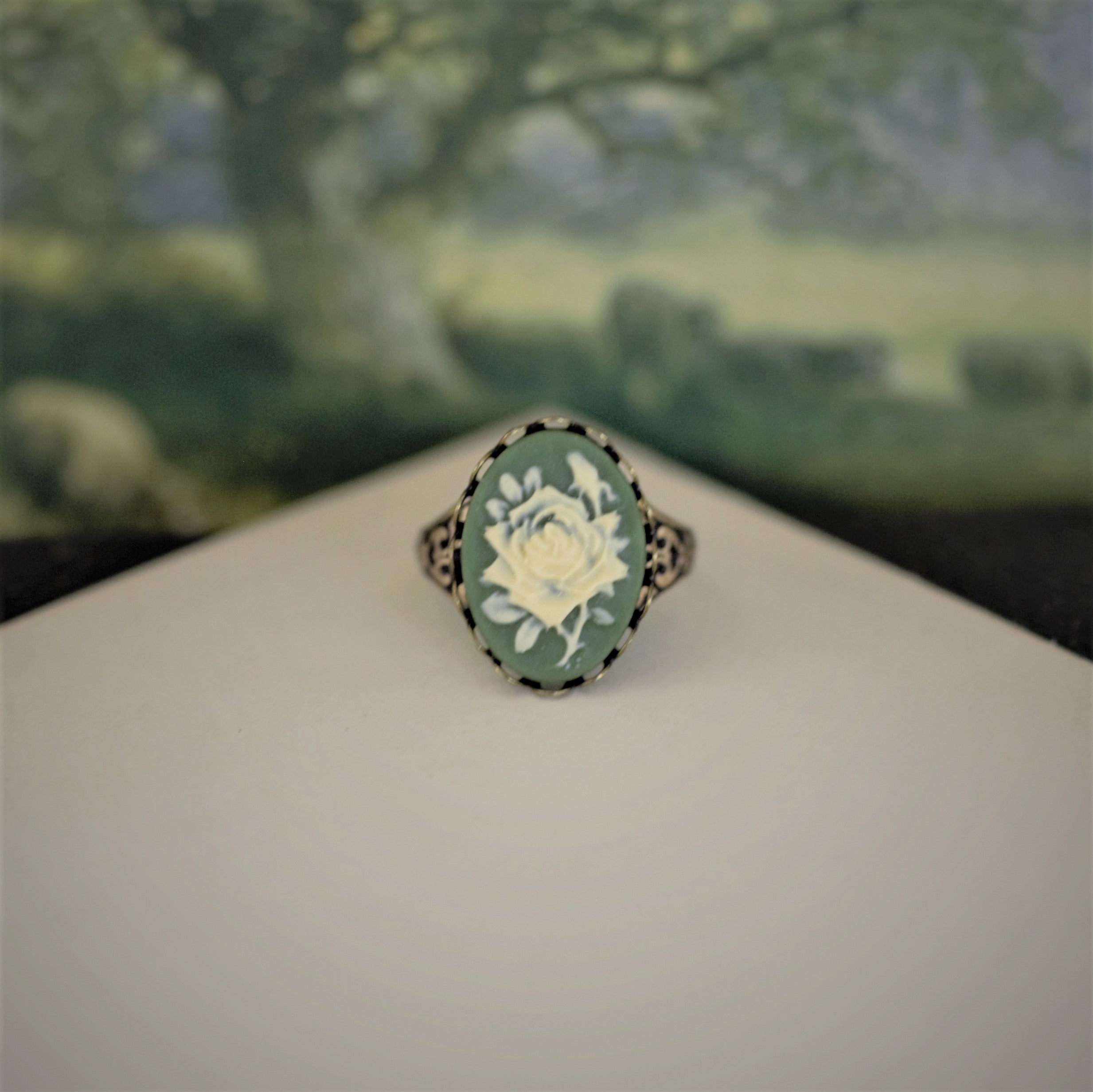 Green and White Rose Cameo Ring