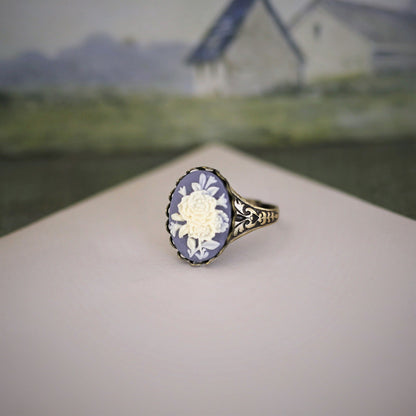 Bouquet Cameo Ring