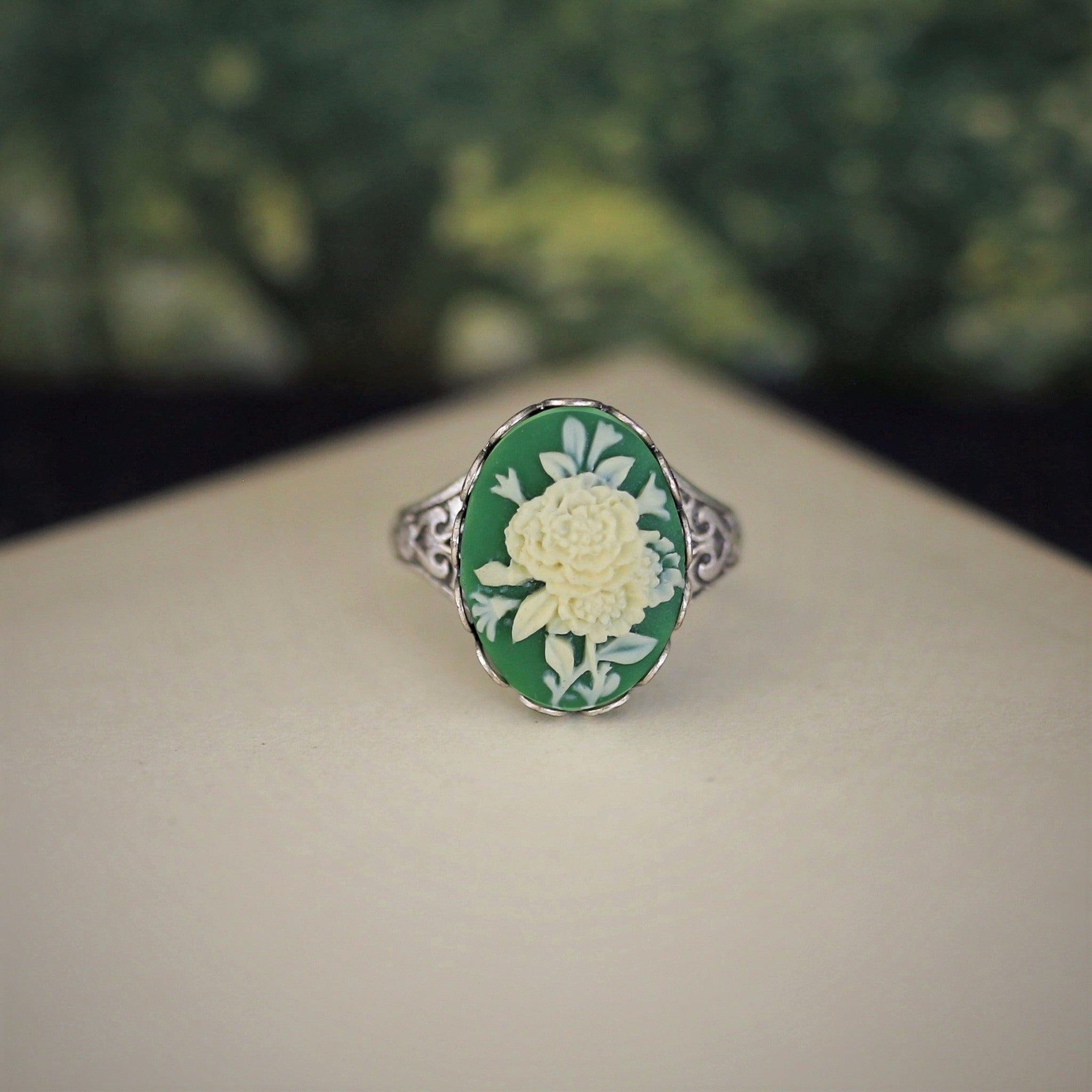 Bouquet Cameo Ring