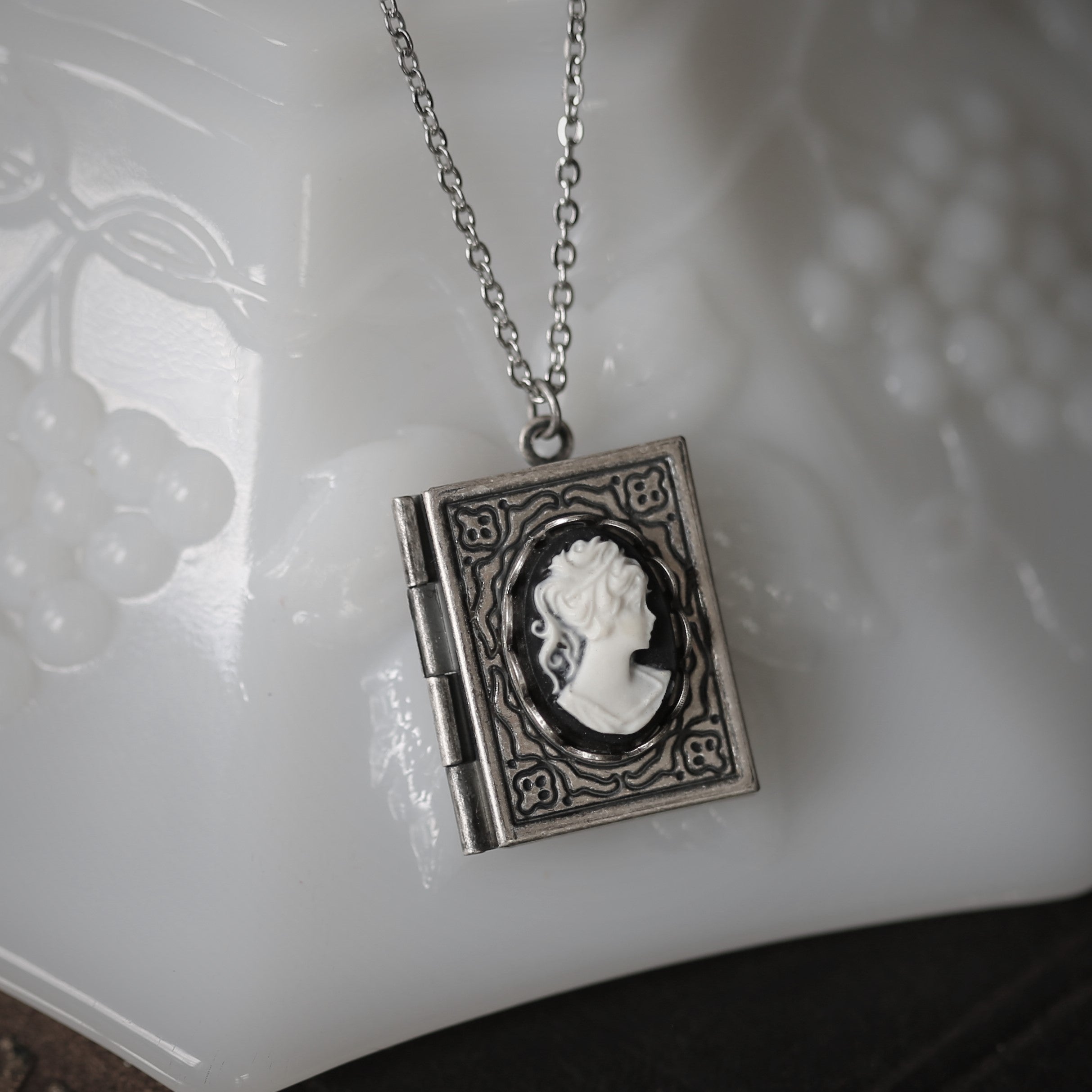 Lady Cameo Book Locket