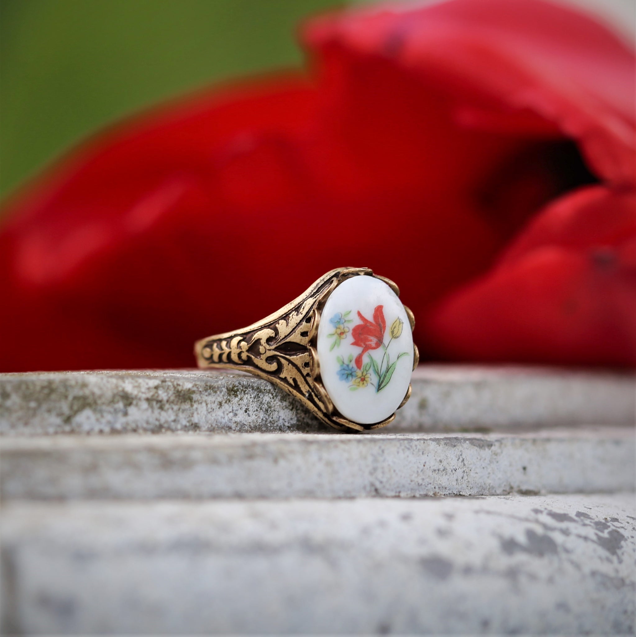 Tulip Cameo Ring