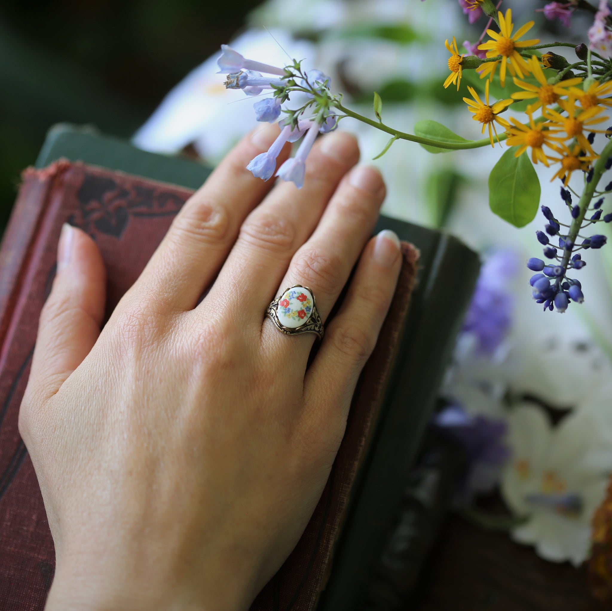 Vintage Floral Cameo Adjustable Ring on Silver or Brass Setting