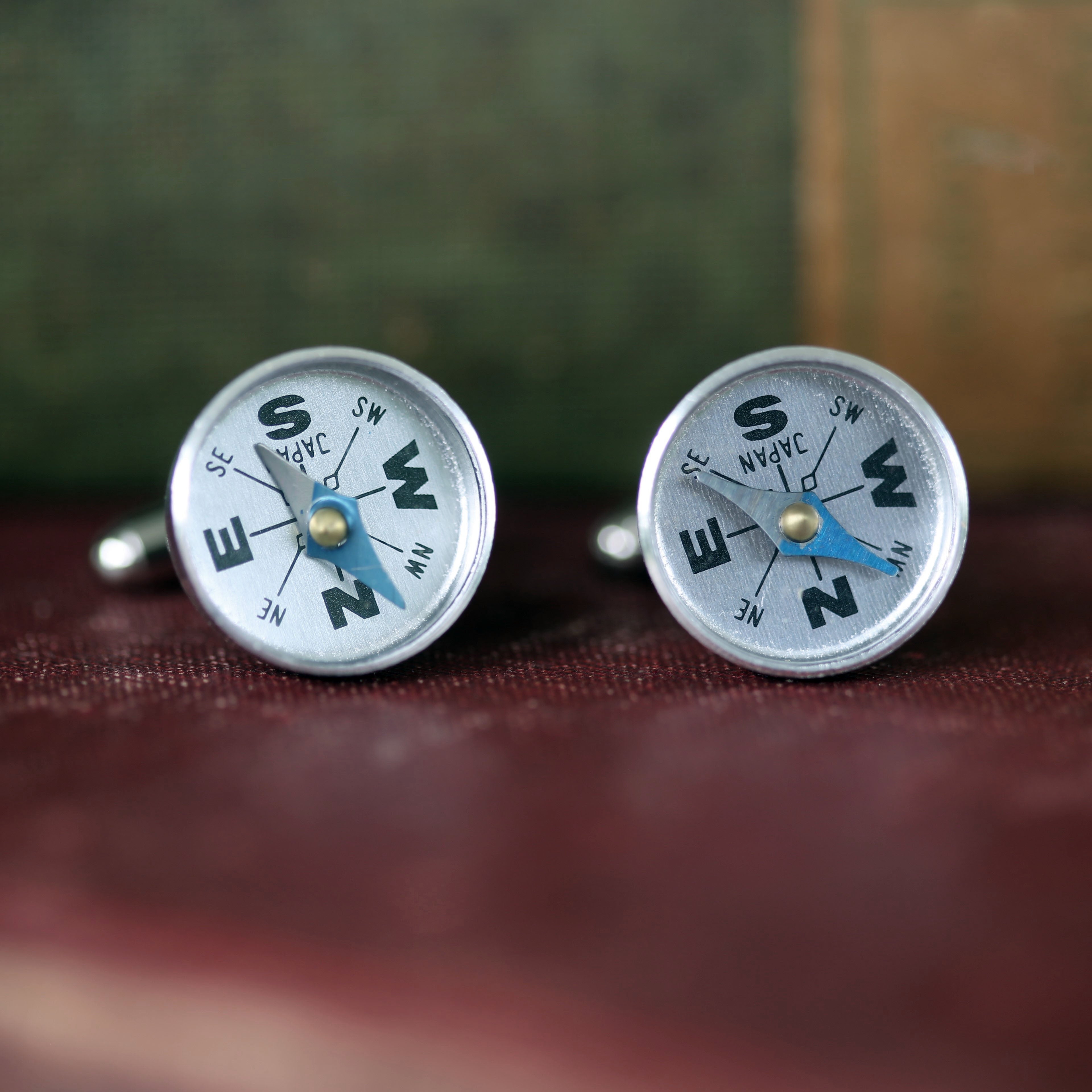 Compass Cuff Links in Antique Silver - Working Antiqued Vintage Style Compass