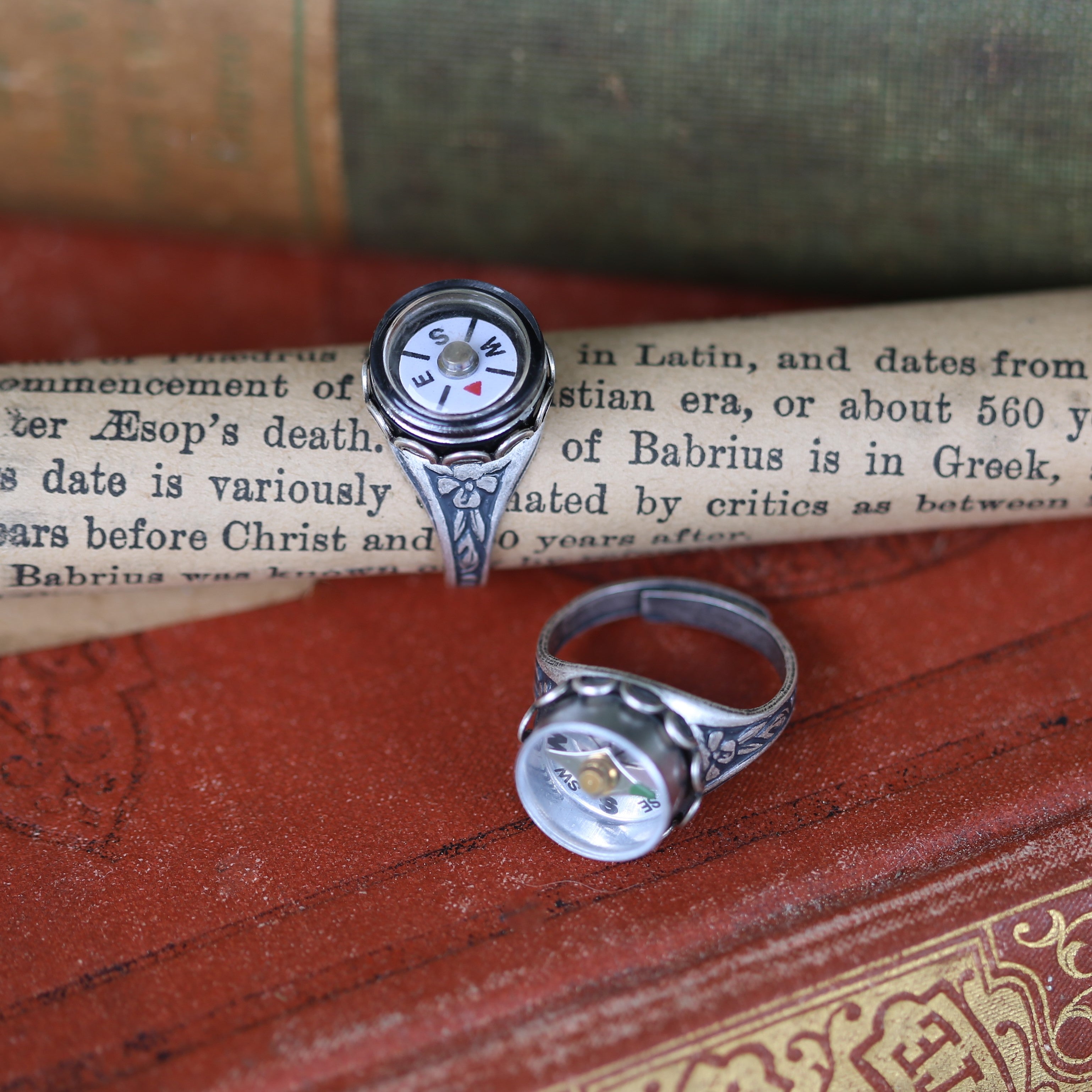 Silver Compass Ring in Vintage Style