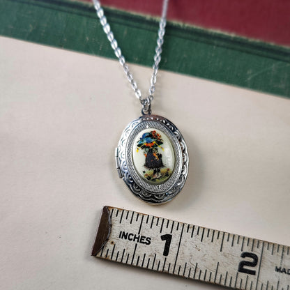 Little Gardeners Lockets in Antiqued Silver or Brass