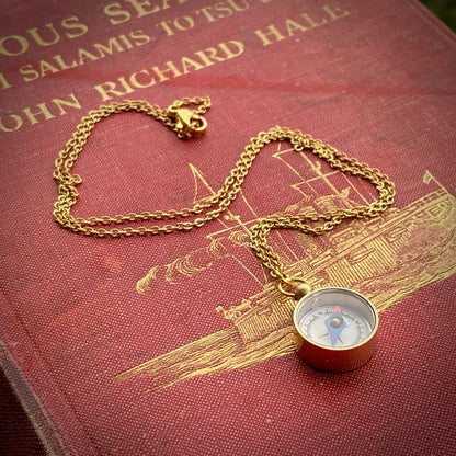 Working Compass Pendant Necklace in Gold