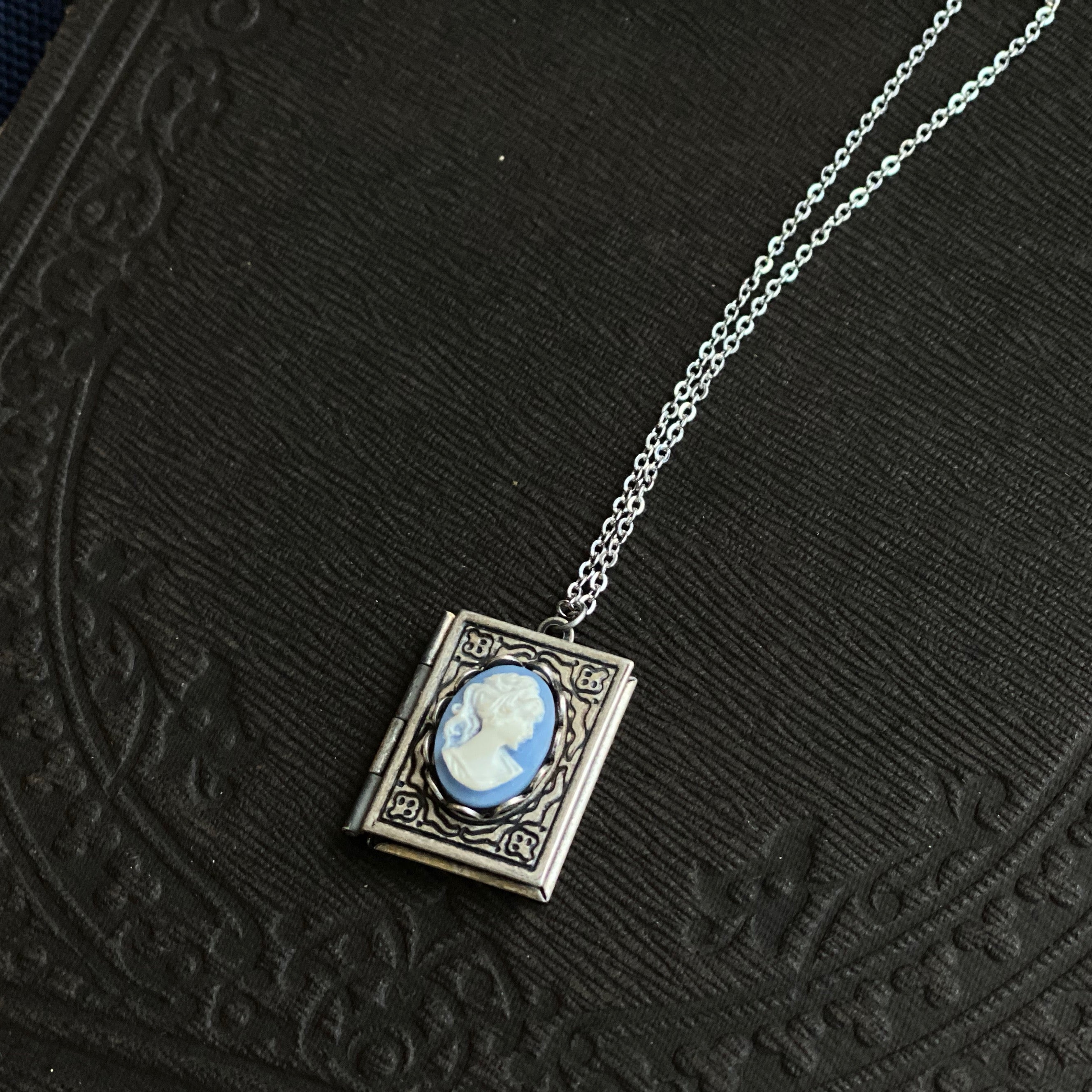 Lady Cameo Book Locket