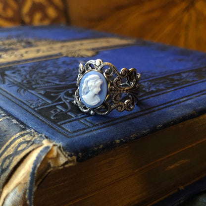 Blue Lady Cameo Ring in Silver Filigree