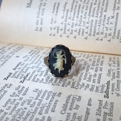 Vintage Zodiac Cameo Ring - Virgo