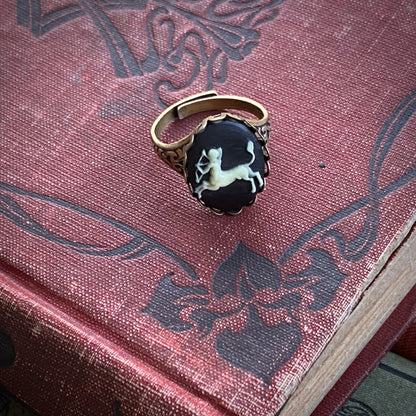 Vintage Zodiac Cameo Ring - Sagittarius