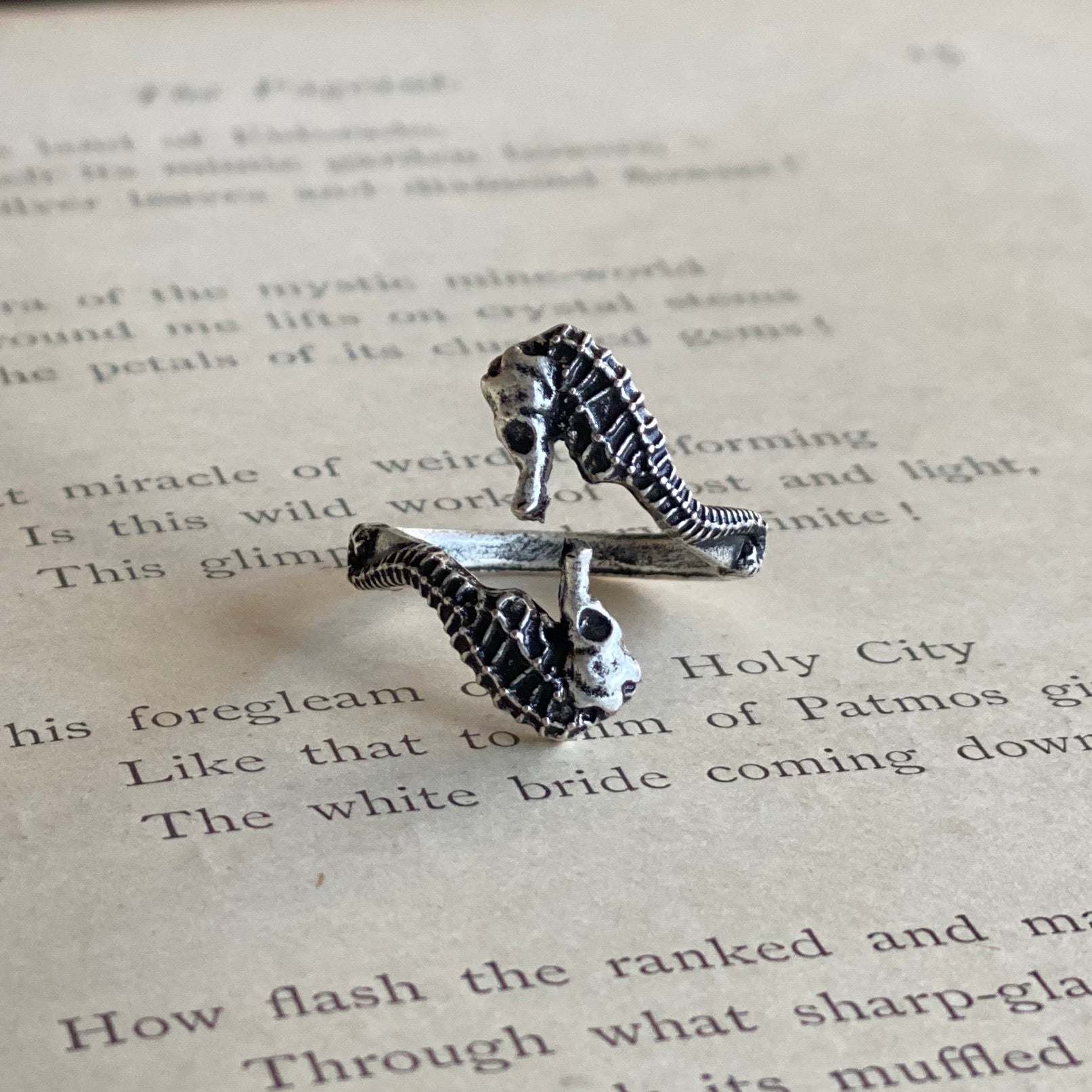 Sea Horse Ring