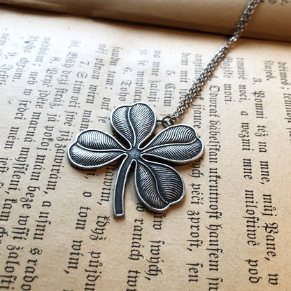 Clover Necklace