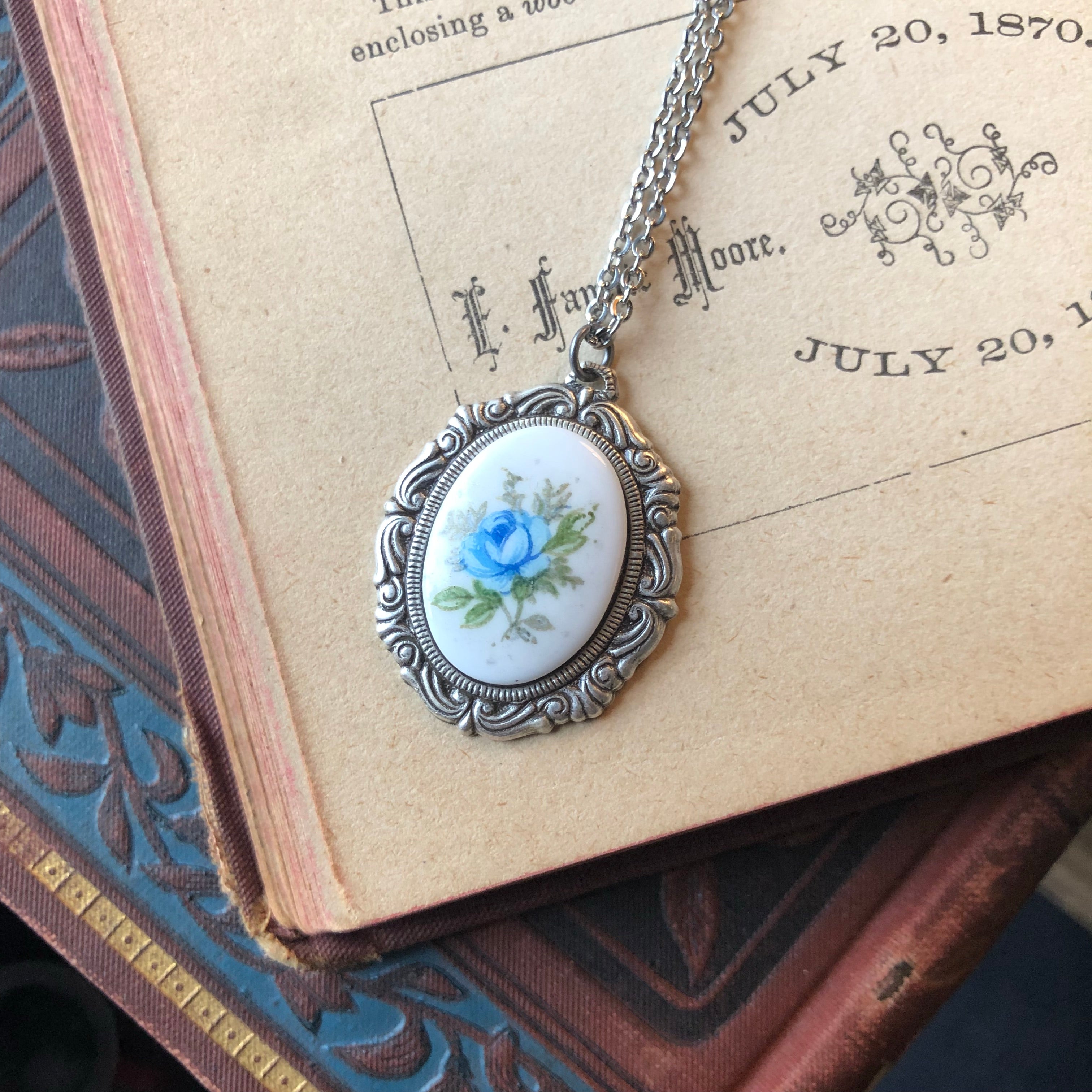 Vintage Rose Cameo Necklace