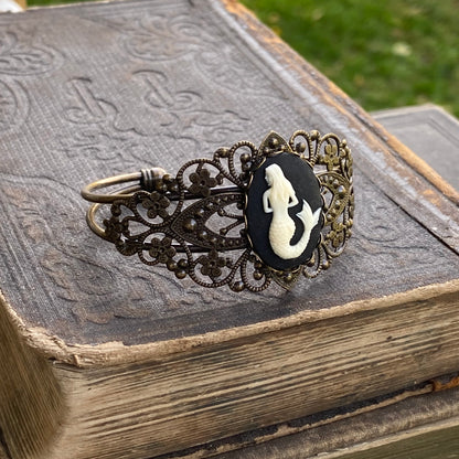 Mermaid Filigree Cuff Bracelet in Turquoise or Black - Antiqued Brass