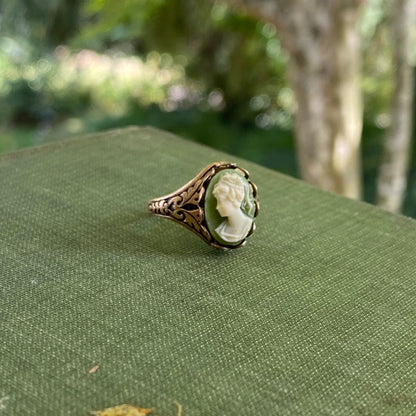 Green Lady Cameo Ring