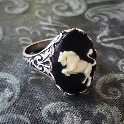 Vintage Zodiac Cameo Ring - Taurus