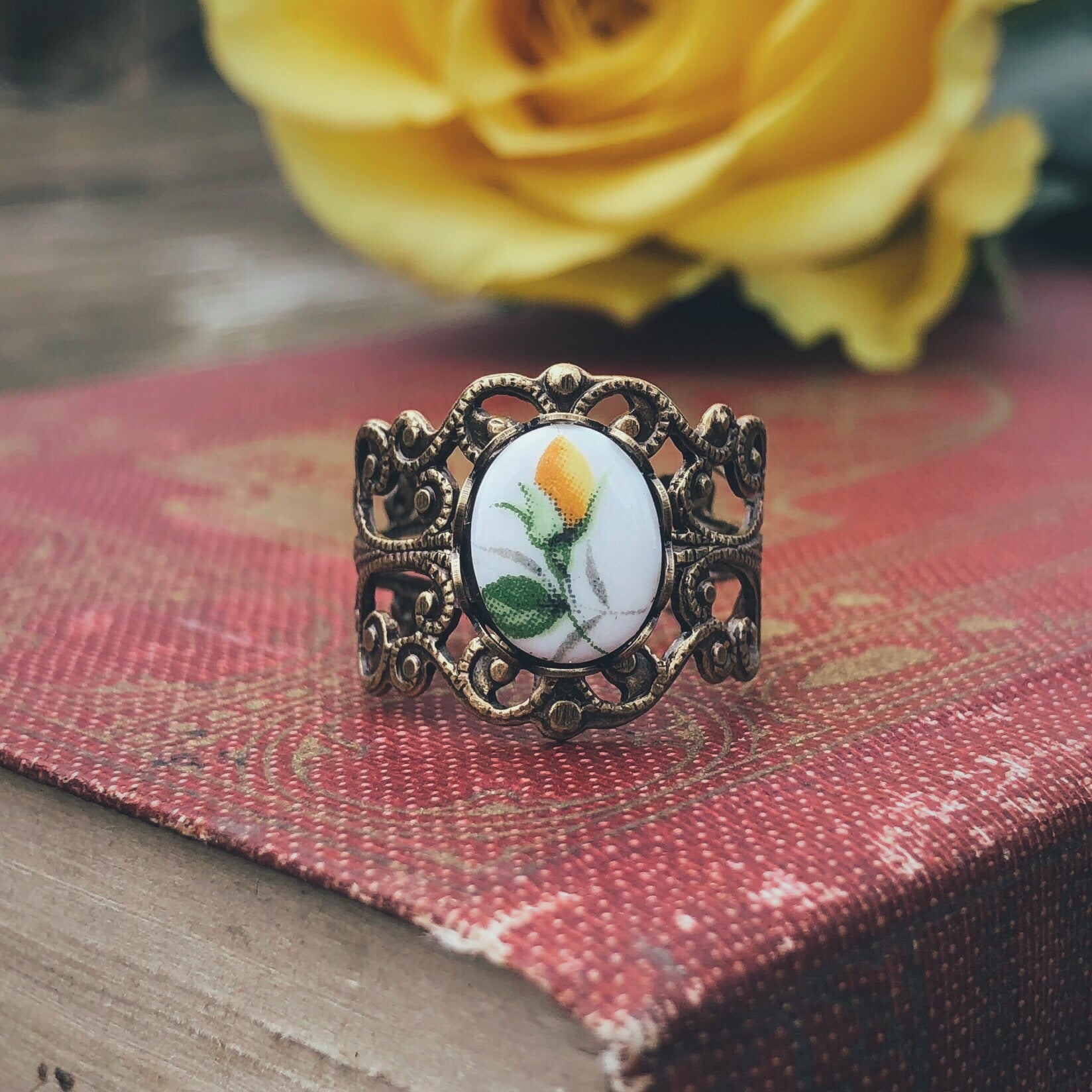 Vintage Rose Bud Cameo Ring