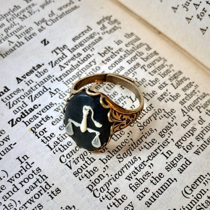 Vintage Zodiac Cameo Ring - Libra