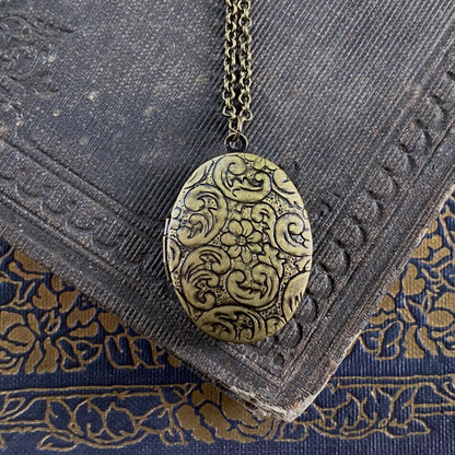 Floral Oval Locket Necklace