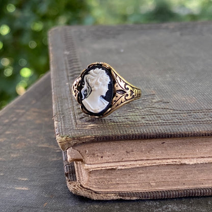 Antiqued brass vintage style adjustable ring with black and white cameo lady